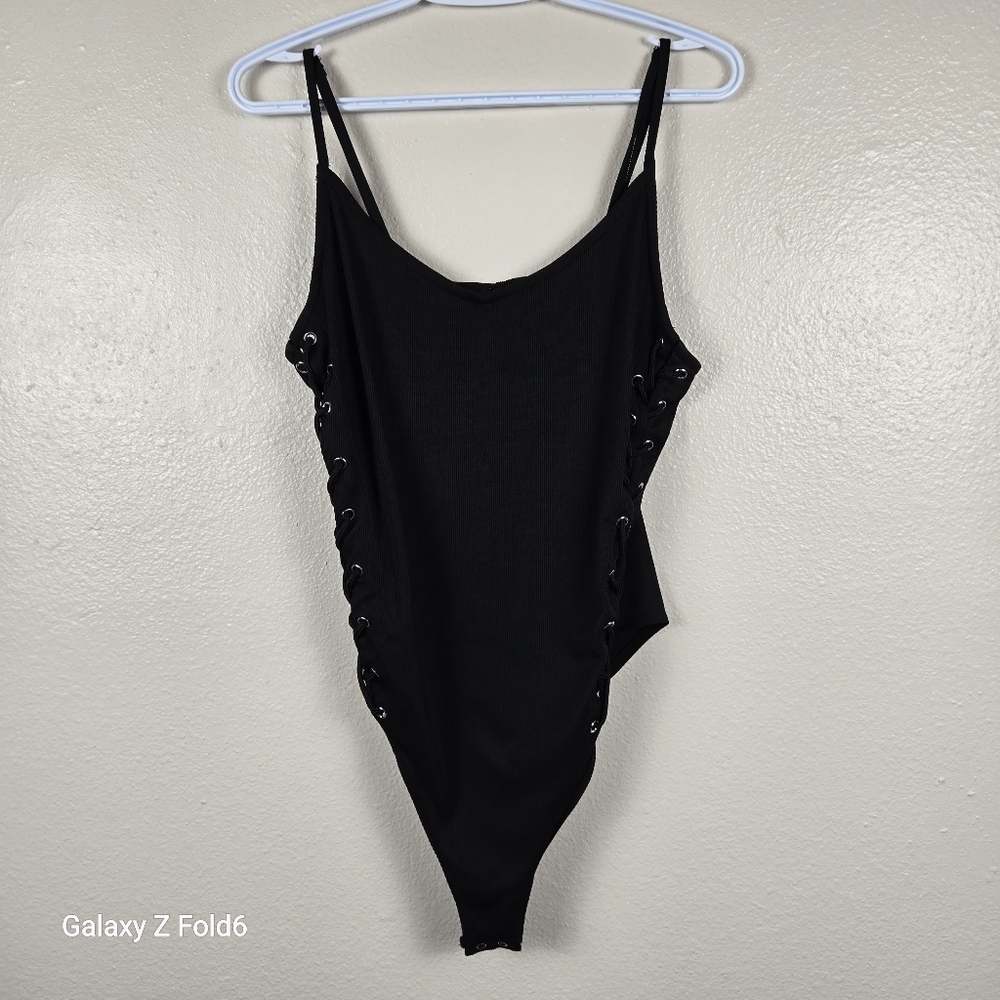 Forever 21+ Black Lace-Up Side Bodysuit Ribbed Stretchy One Piece 1X Curvy Edgy‎